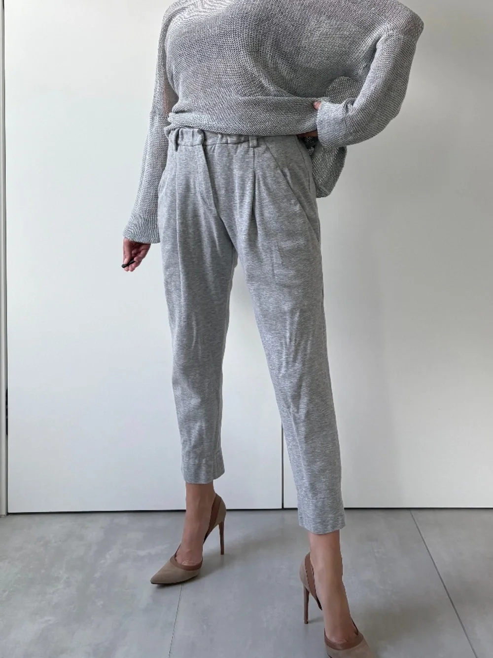 Brunello Cucinelli Gray Tapered Pleated Lounge Pants US 8